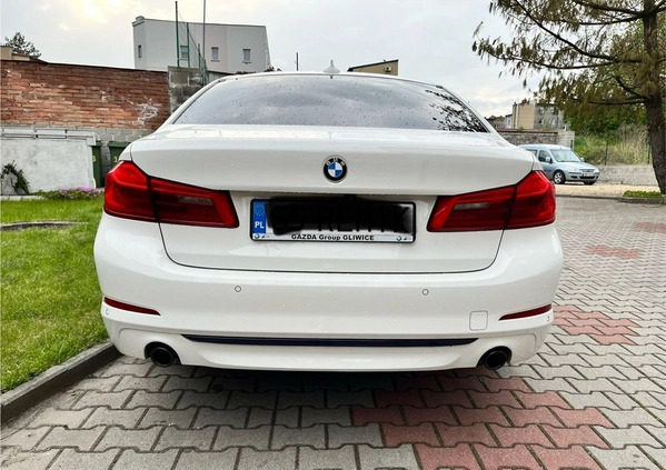 BMW Seria 5 cena 140000 przebieg: 77000, rok produkcji 2018 z Ryn małe 56